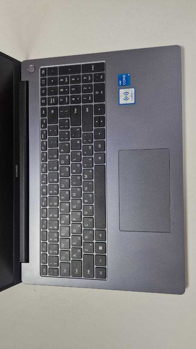 Офисный ноутбук Ultrabook Huawei d16