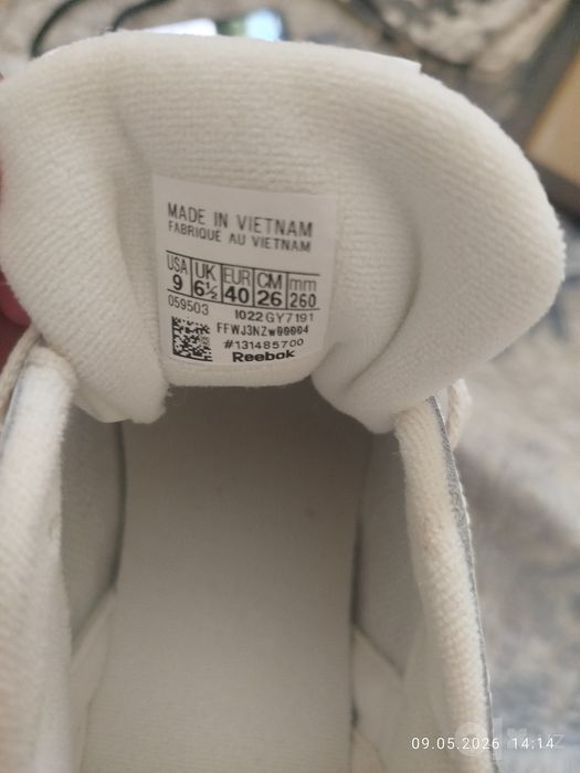 Продаются кроссовки Reebok оригинал