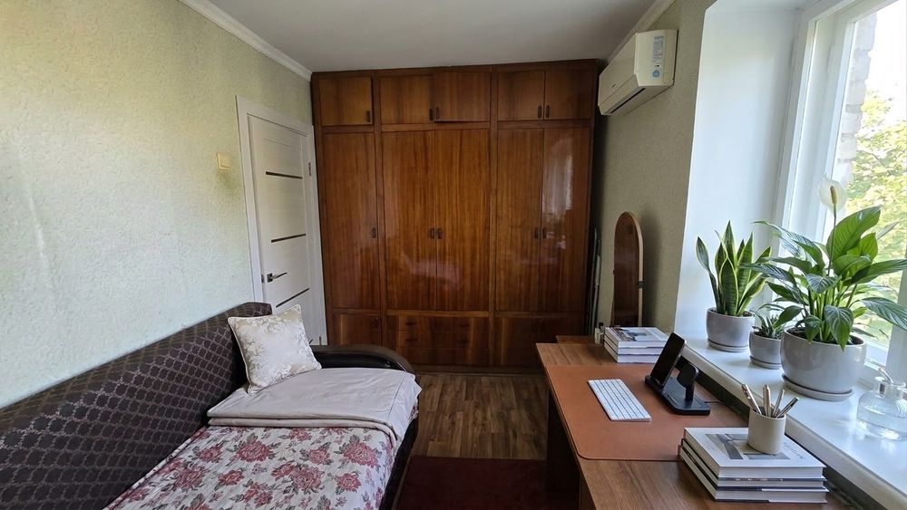 Продам 2 к.кв. в старой части города