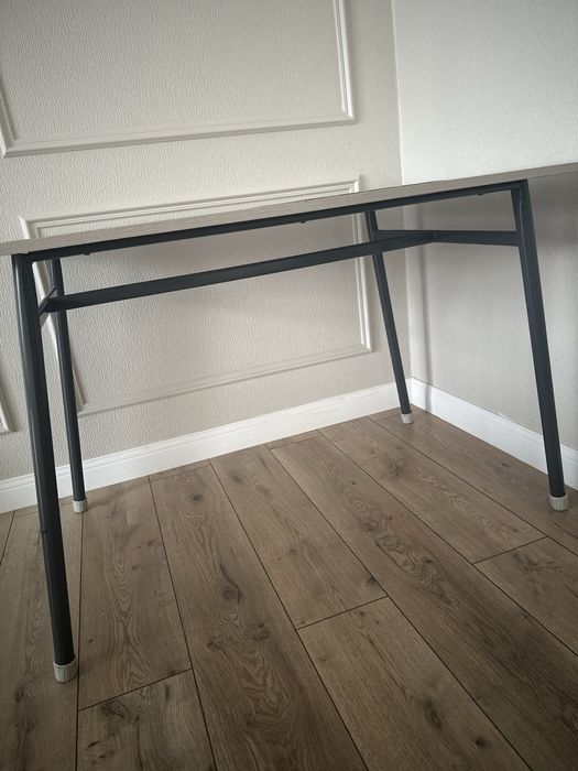 Продам Стол и 4 стула