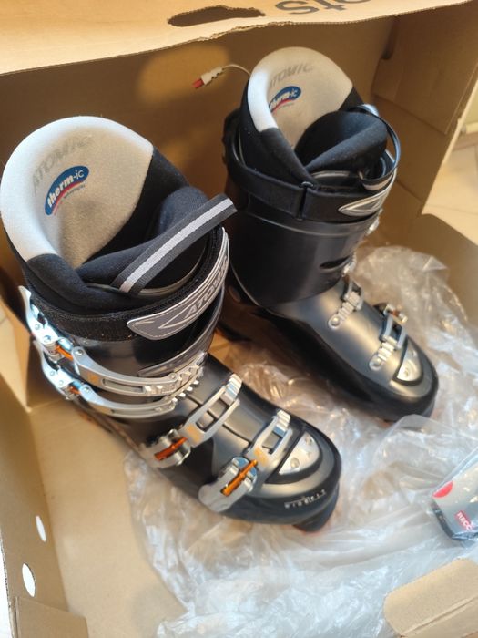 Ски обувки Atomic