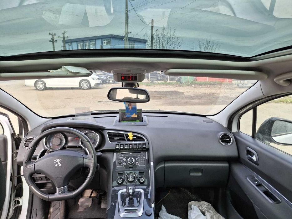 Dezmembrez Peugeot 3008 Hybrid 4x4 2.0 HDI RHC 200 cai an 2012