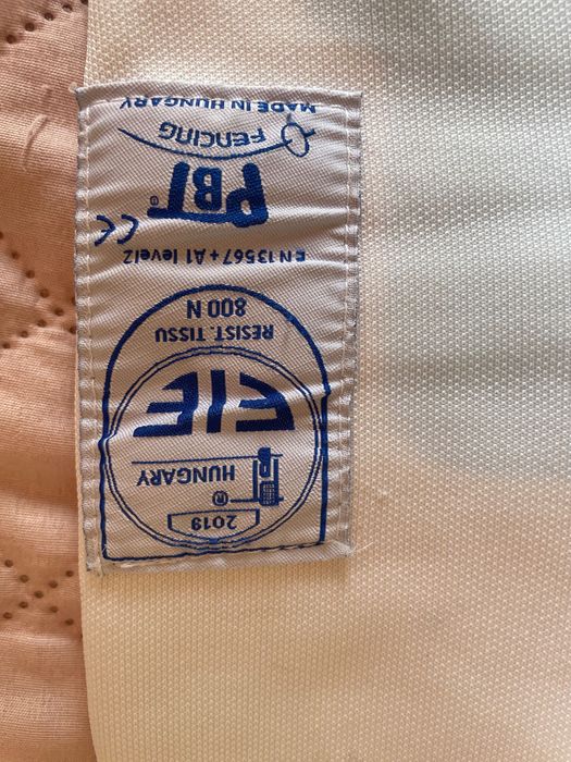 Pantaloni scrima 800N