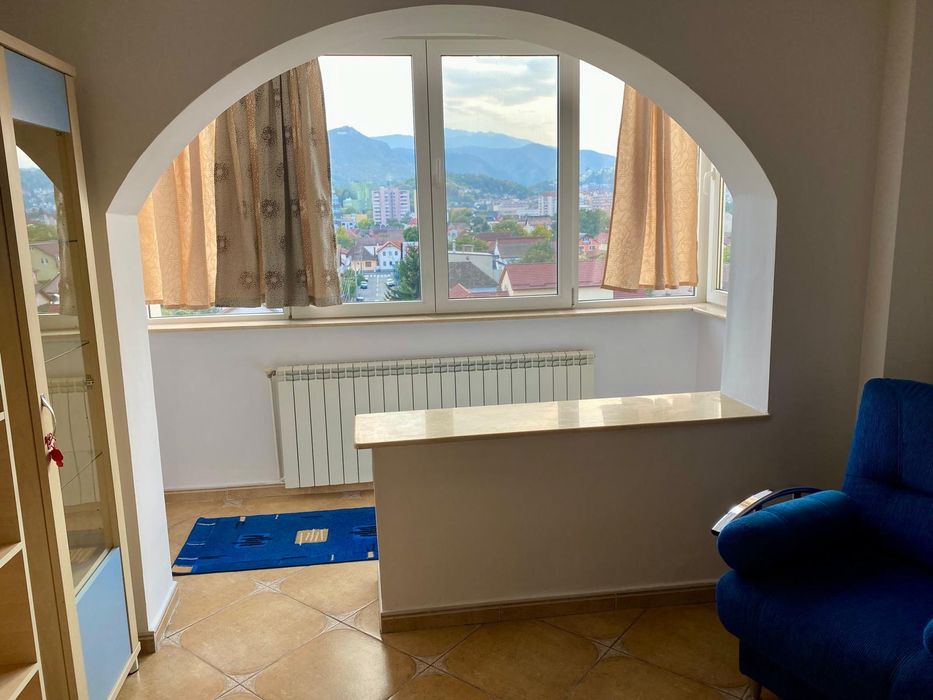 Închiriez apartament 2 camere