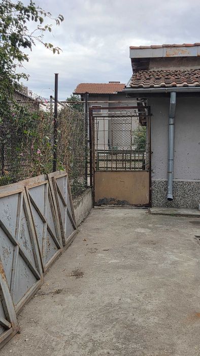 Дава се под наем Склад в Пазарджик, Идеален център - 170 кв.м за 499 € - Снимка #5