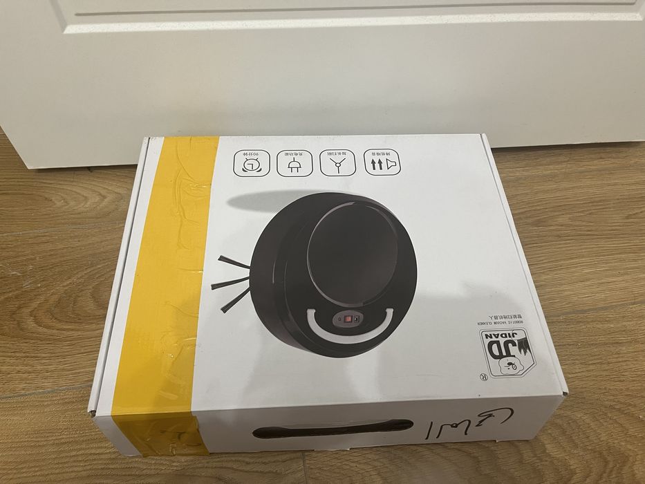 Робот-пылесос Jidan