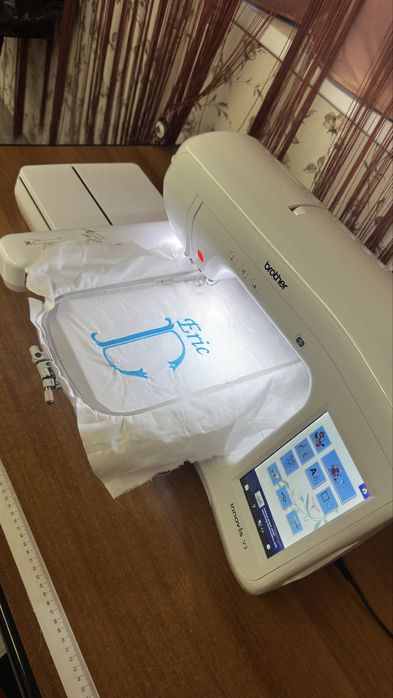 Masina de brodat Brother innovis v3