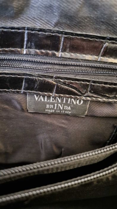 Чанта естествена кожа на Валентино