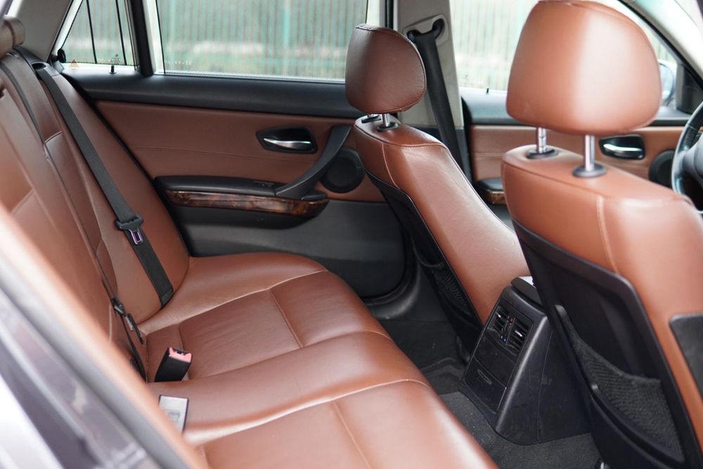 Bmw e91 325i 2005