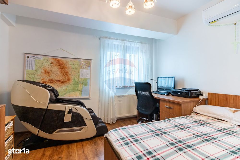 Casă / Vilă de vanzare cu 4 camere in Balotesti, utilitati, asfalt