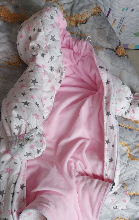 Комплект на выписку для девочки