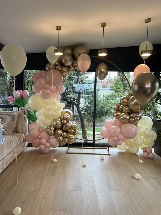 Decor cu baloane pentru evenimente