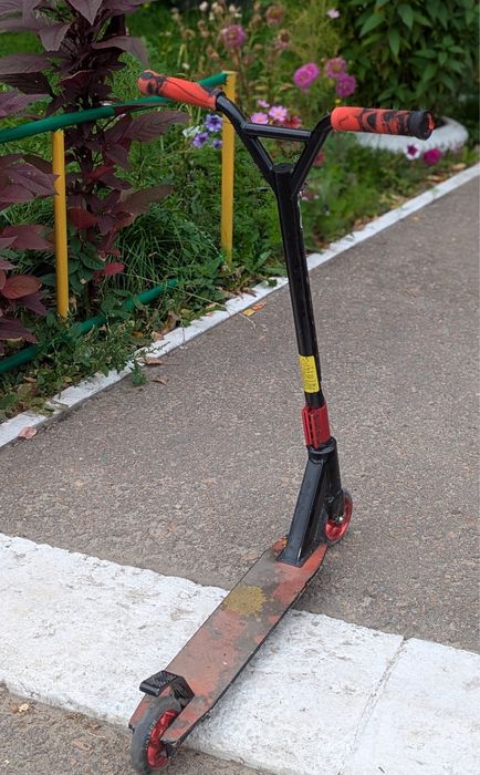 Трюковой самокат