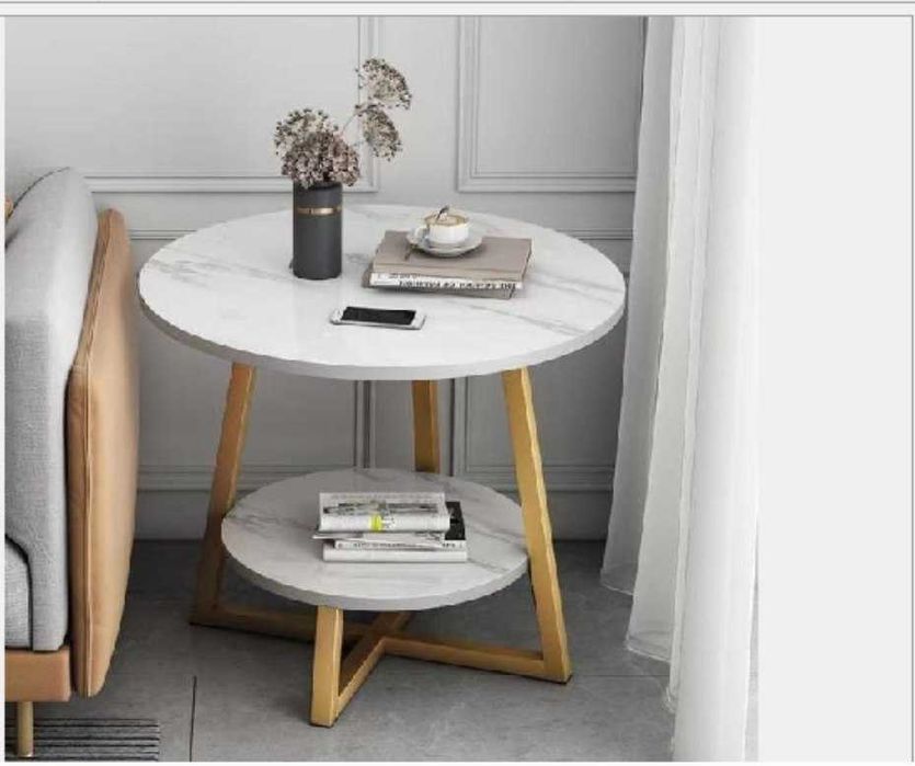 Мобильный приставной столик, диван, небольшой приставной столик