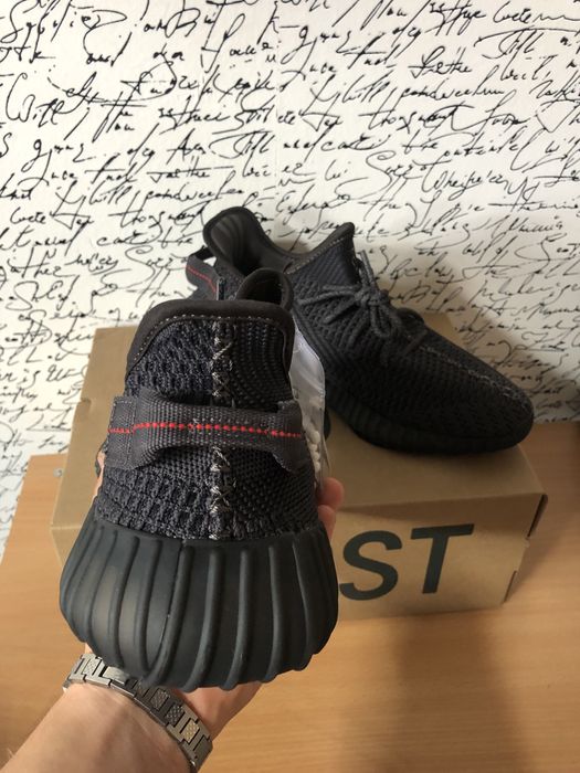 Adidas Yezzy Boost 350 black