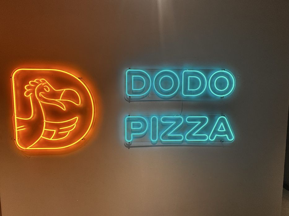 Неоновые вывески неон