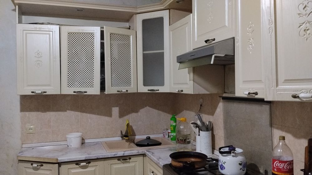 Продается кухонный гарнитур