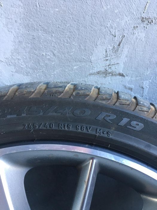 Vînd jante pe 19 mercedes cls