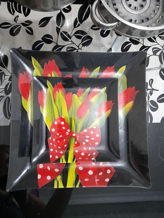 Набор из 7 тарелок