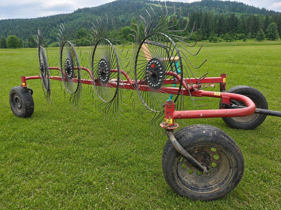 Grebla fan tip soare cu 4 sori cal / tractor