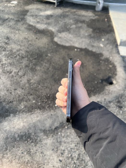 Iphone 12 pro sotiladi