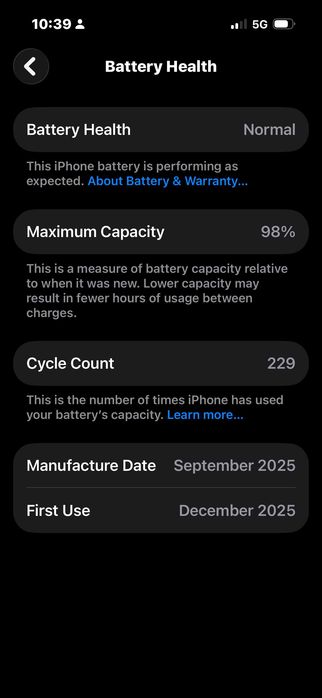 iPhone 16 128gb 98% капацитет на батерията.