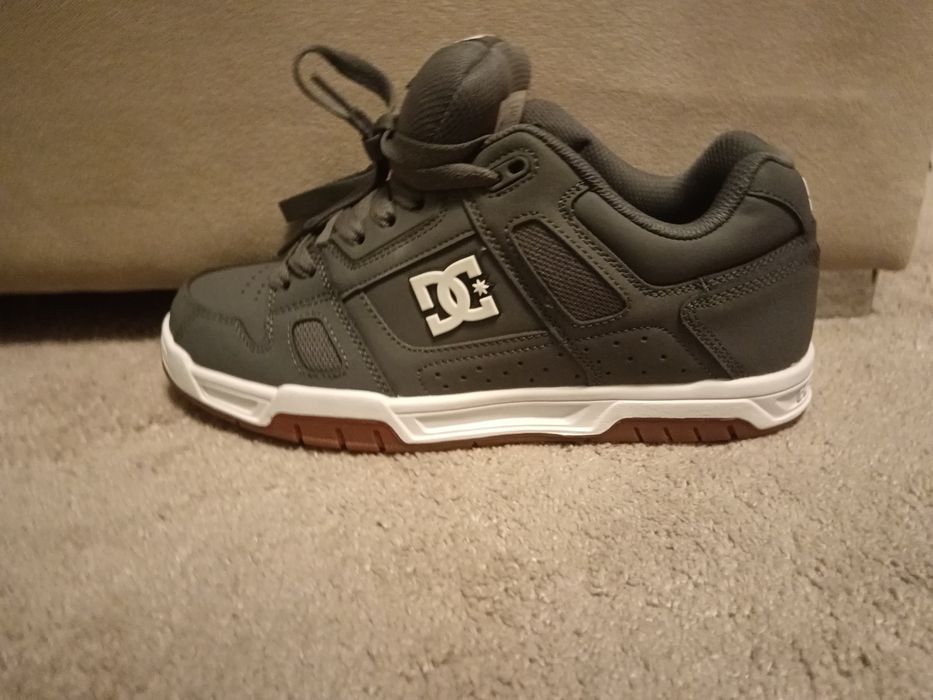 Чисто нови DC Stag skate shoes 43 номер