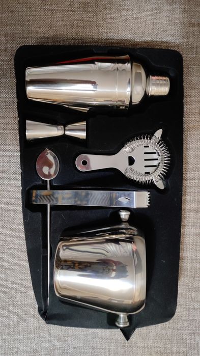 Барный набор для приготовления коктейлей из 6 предметов: шейкер.