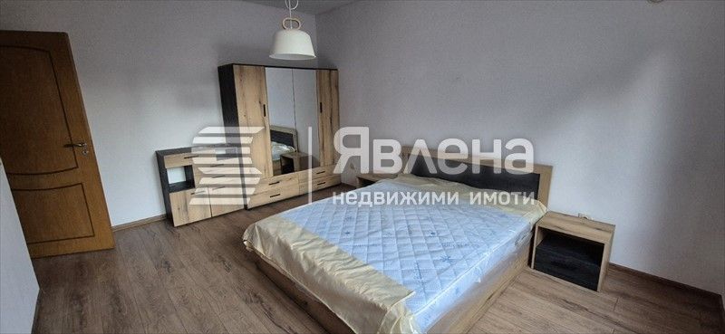 Дава се под наем Двустаен апартамент в София, Докторски паметник - 74 кв.м за 800 € - Снимка #2