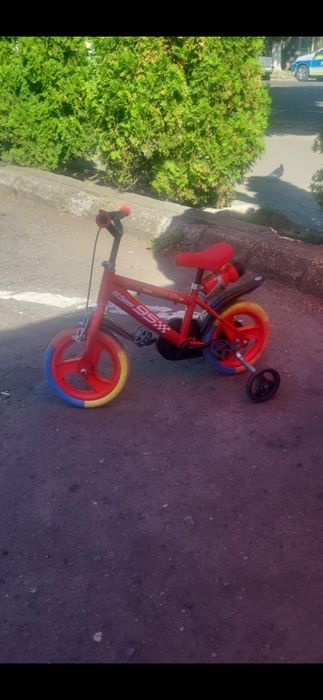 Vand bicicleta băieți in stare bună de folosire