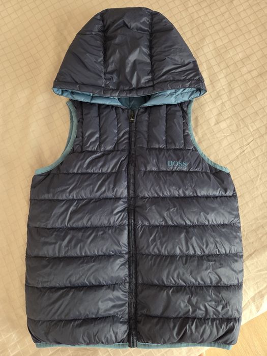 Елеци 8 и 4 г BOSS, DKNY