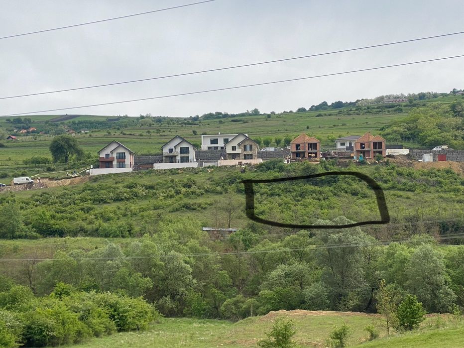 Vant teren intravilan 1.000mp Valea Seaca