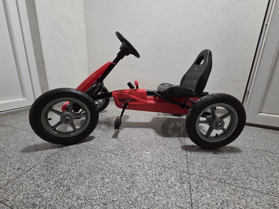 Kart cu pedale ramiz STAR, roti pompa, 113x60x65cm,