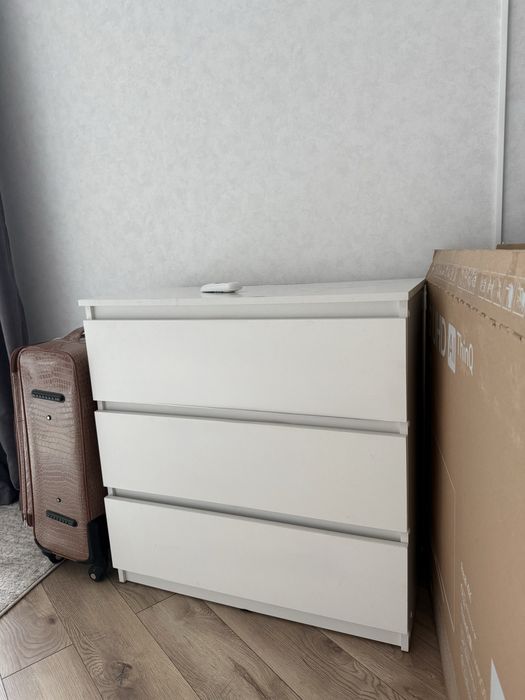 Комод для вещей, современный