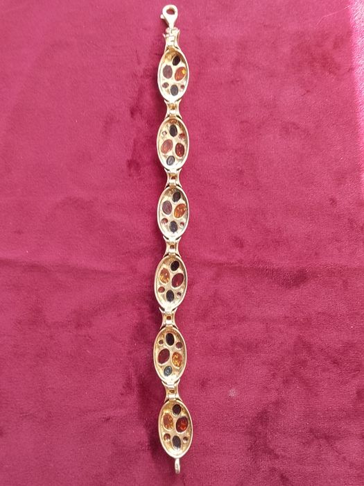 Brățară de dama, din argint aurit, cu chihlimbar