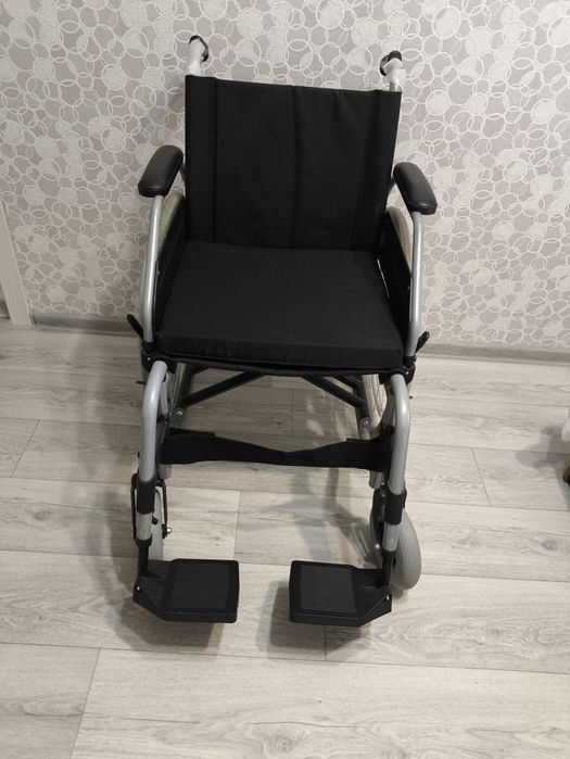 Инвалидная коляска