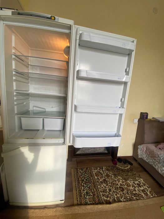 Индесит холадилник сотилади