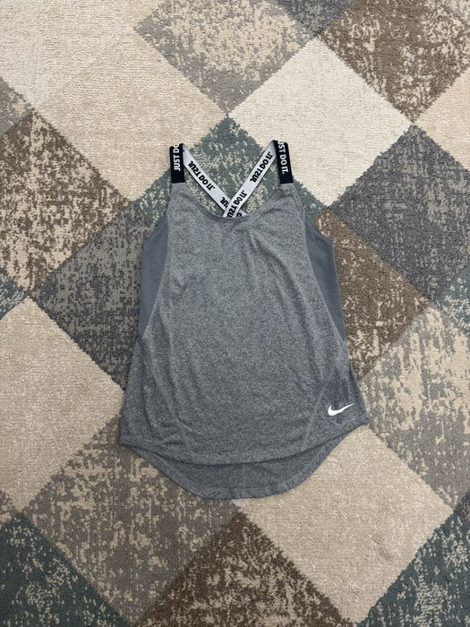 Дамски потник Nike