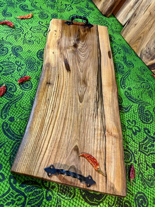 Дъски за рязане и сервиране от орех