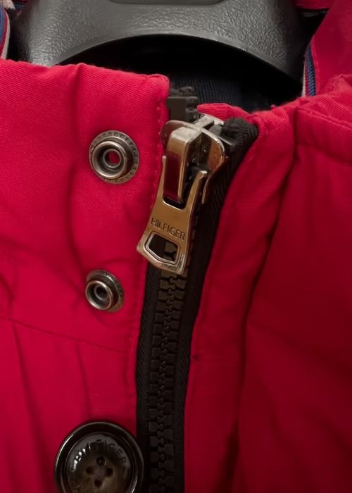 парка Tommy Hilfiger