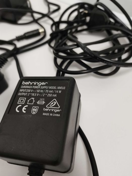 Mixer Behringer XENYX 802