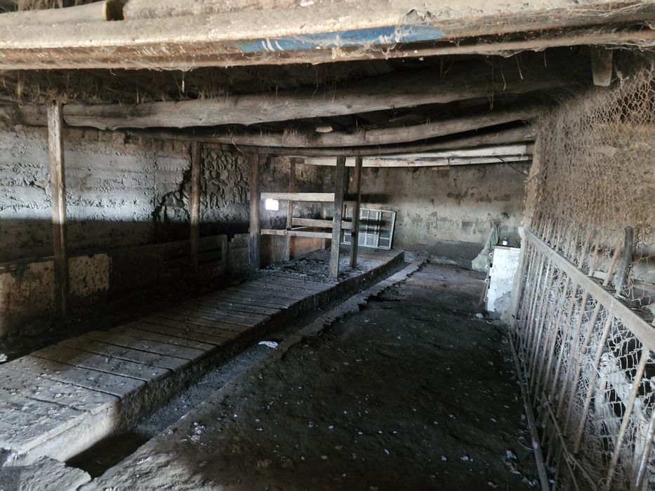 Продаётся дом( землянка)