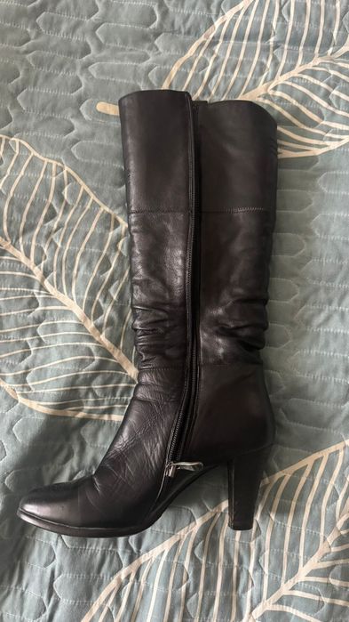 Кожанный 35 размер зима