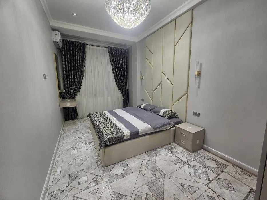 Royal House, 2/9/10, 52м2 Ориентир: Фрегат кафе, Шота Руставели !!