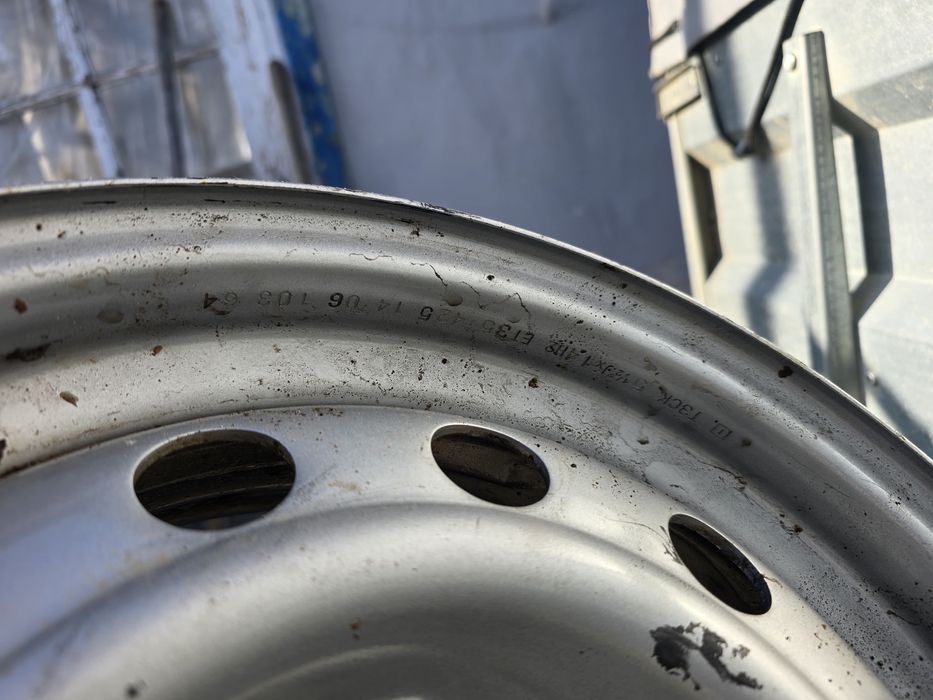 2 диска r14 и камера