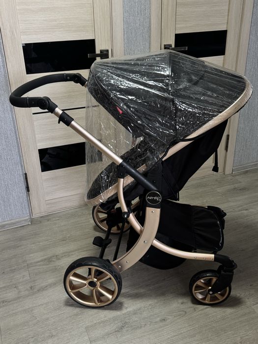 Продам коляску детскую