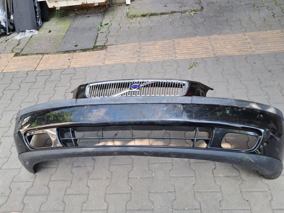 Оригинални предни Брони Volvo /V50/V70