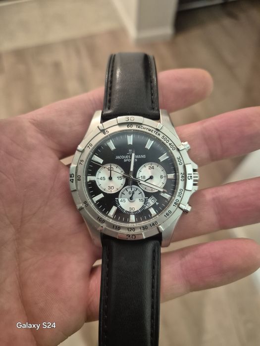 Часы в хорошем состоянии!