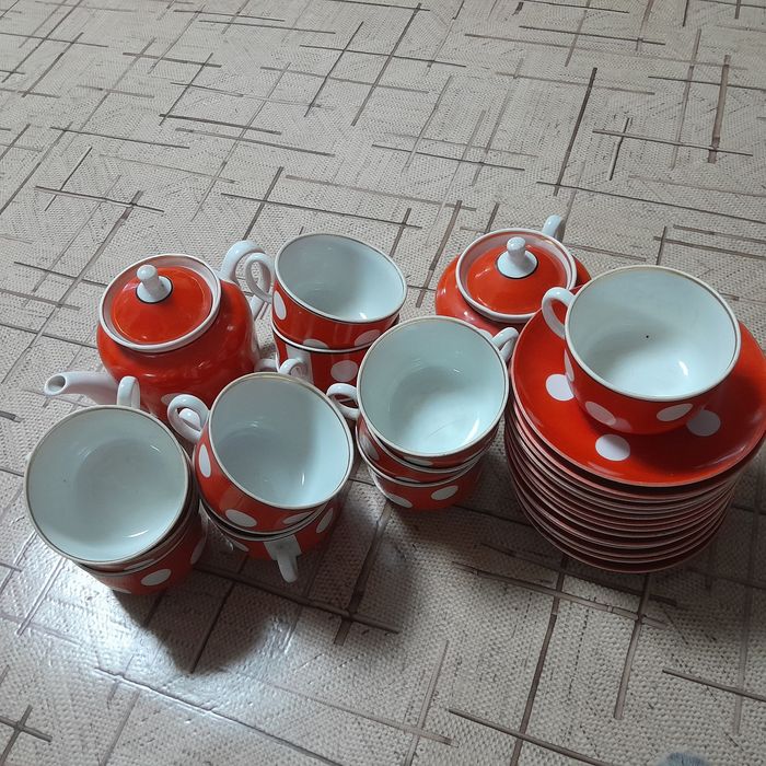 Продам сервиз чайный