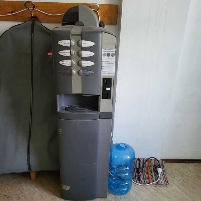 Кафе автомат  Зануси колибри